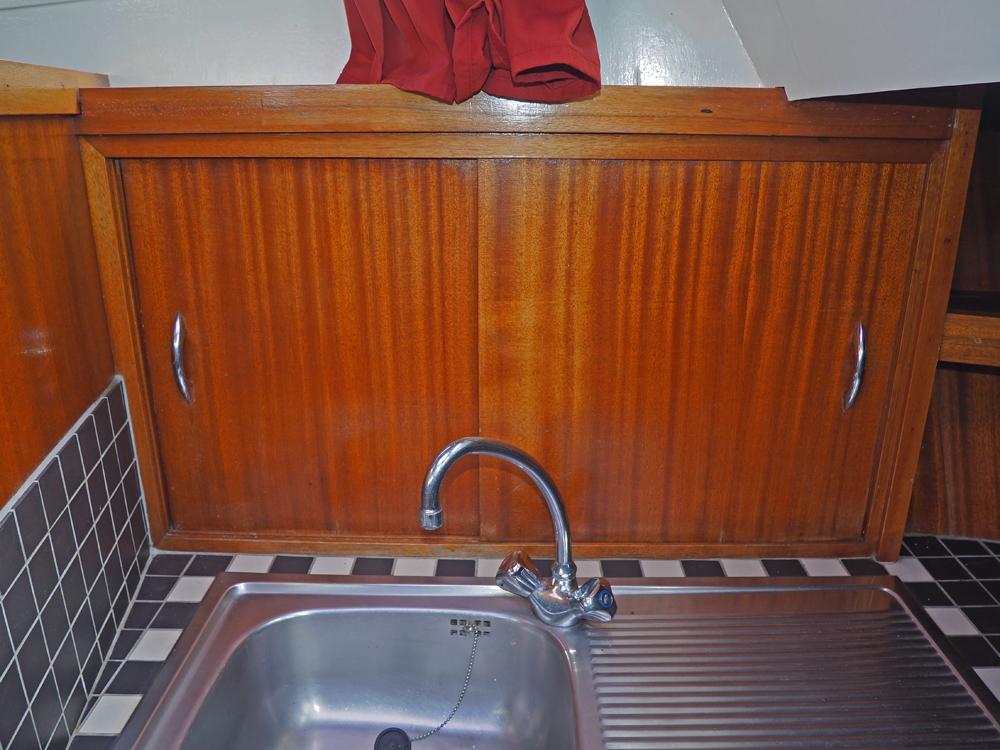 Fore ship, Accommodation